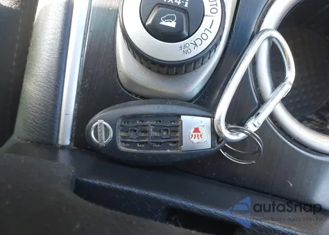 2015 Nissan Pathfinder S z USA, uszkodzony, nr VIN 5N1AR2MM5FC649749